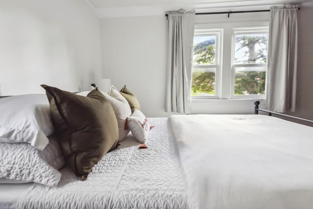 Large Private Studio Apartment